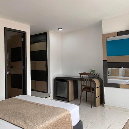 Hotel Plaza Real Ocaña מראה חיצוני תמונה