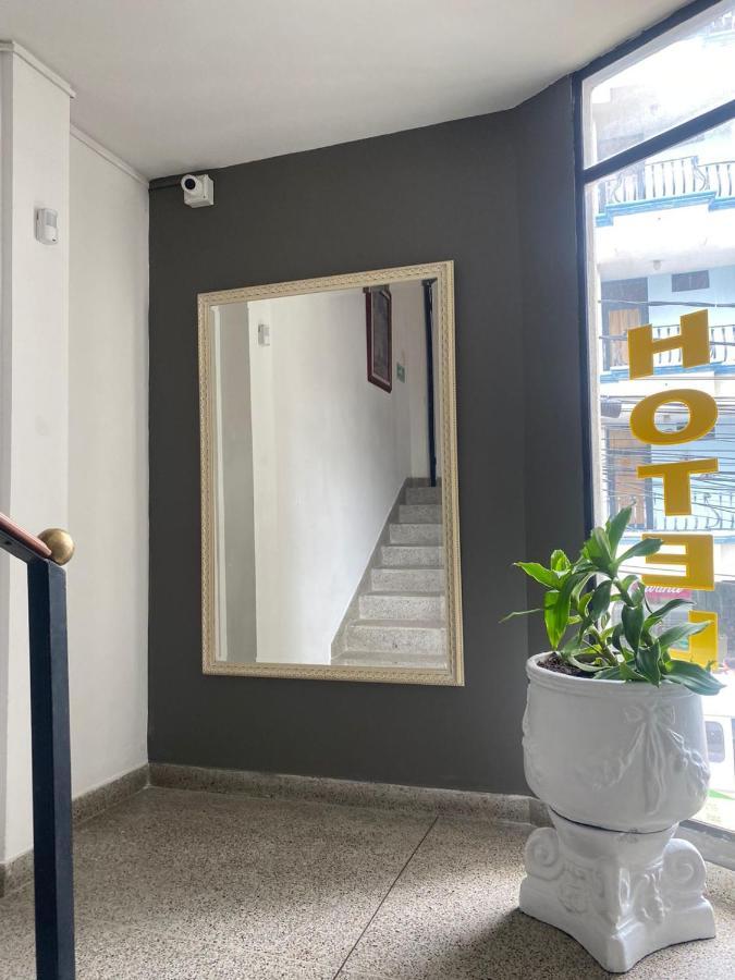 Hotel Plaza Real Ocaña מראה חיצוני תמונה