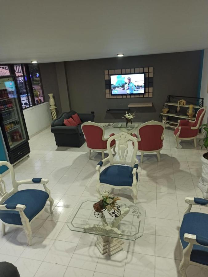 Hotel Plaza Real Ocaña מראה חיצוני תמונה