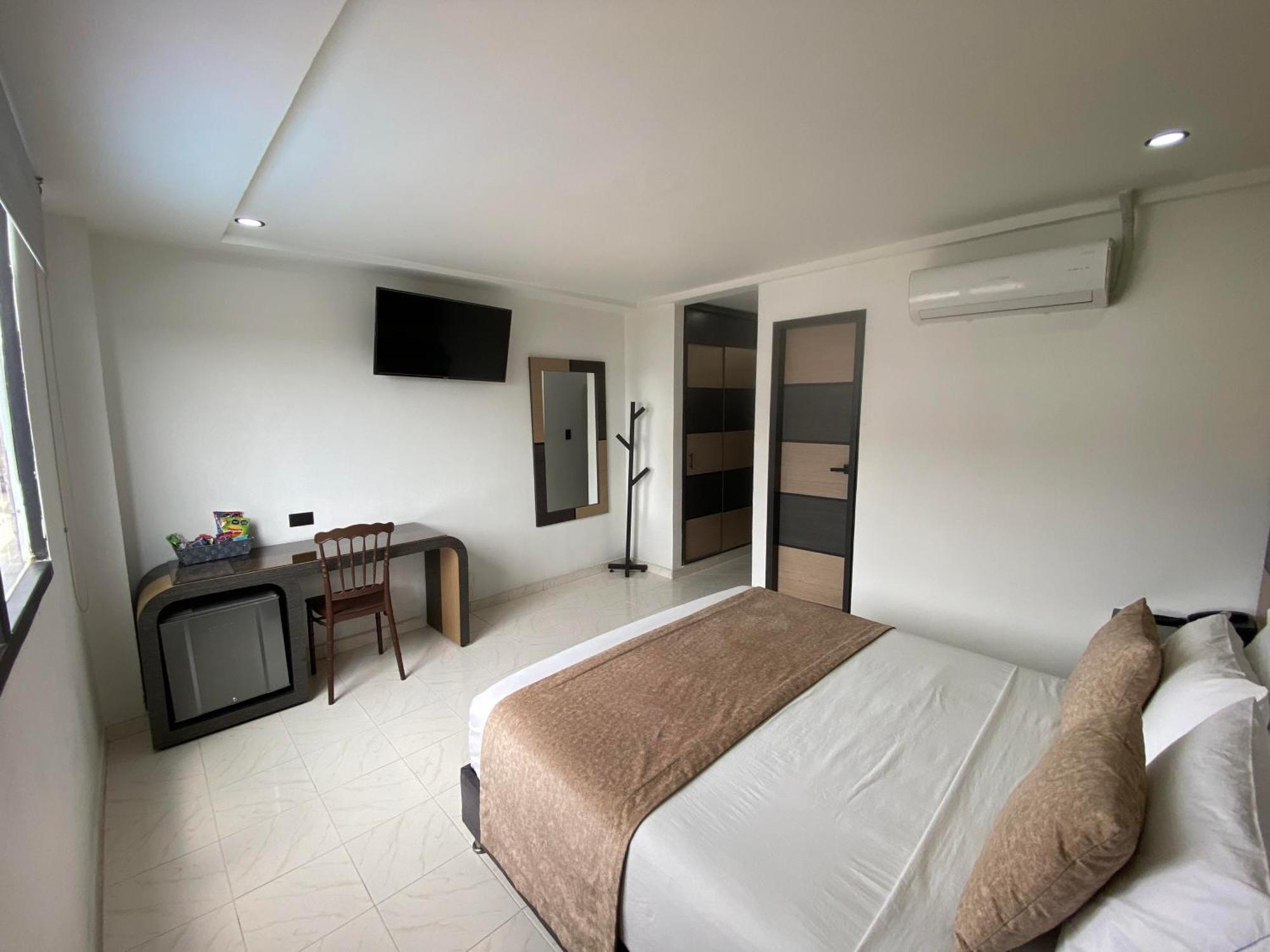 Hotel Plaza Real Ocaña מראה חיצוני תמונה