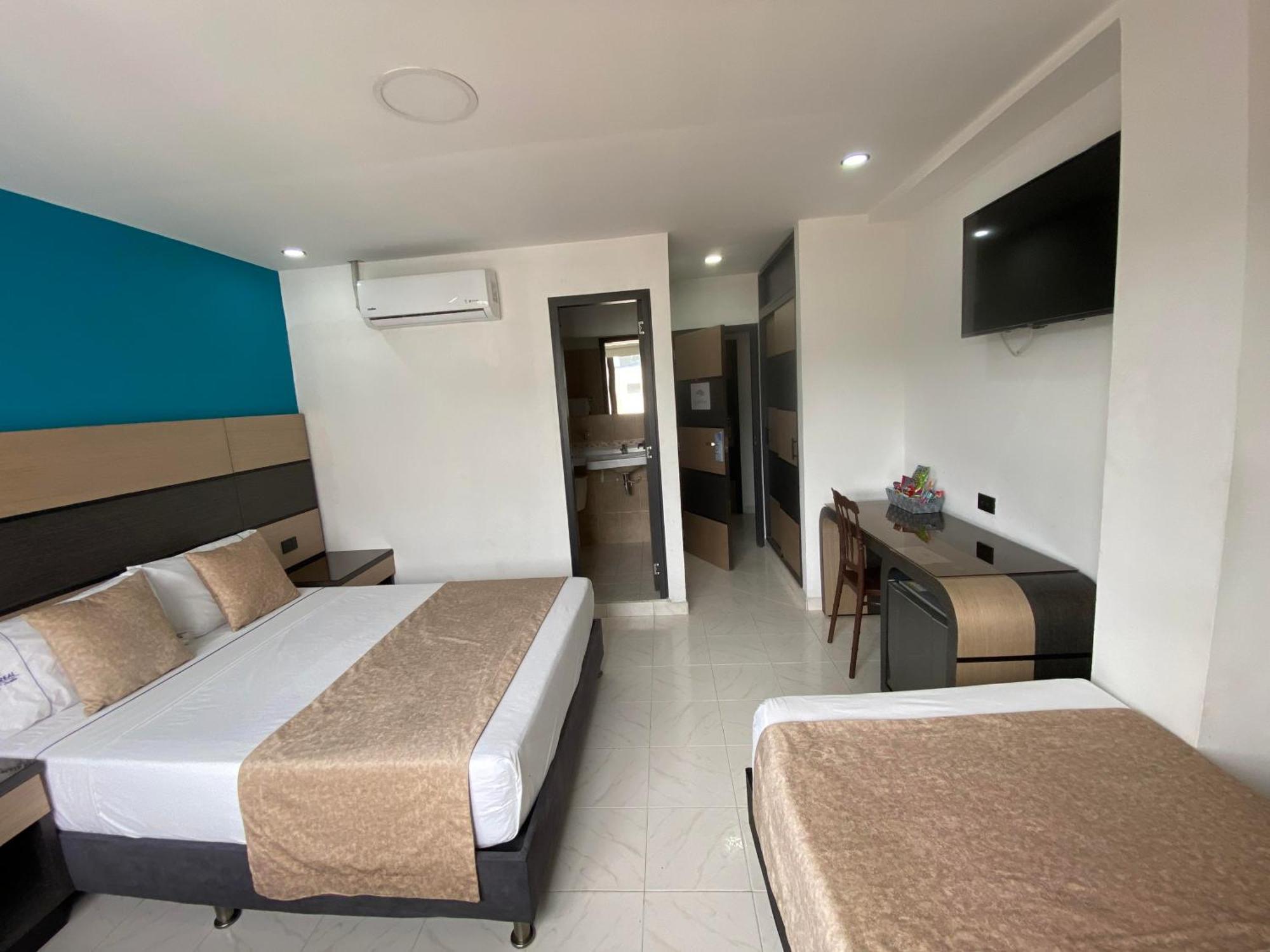 Hotel Plaza Real Ocaña מראה חיצוני תמונה