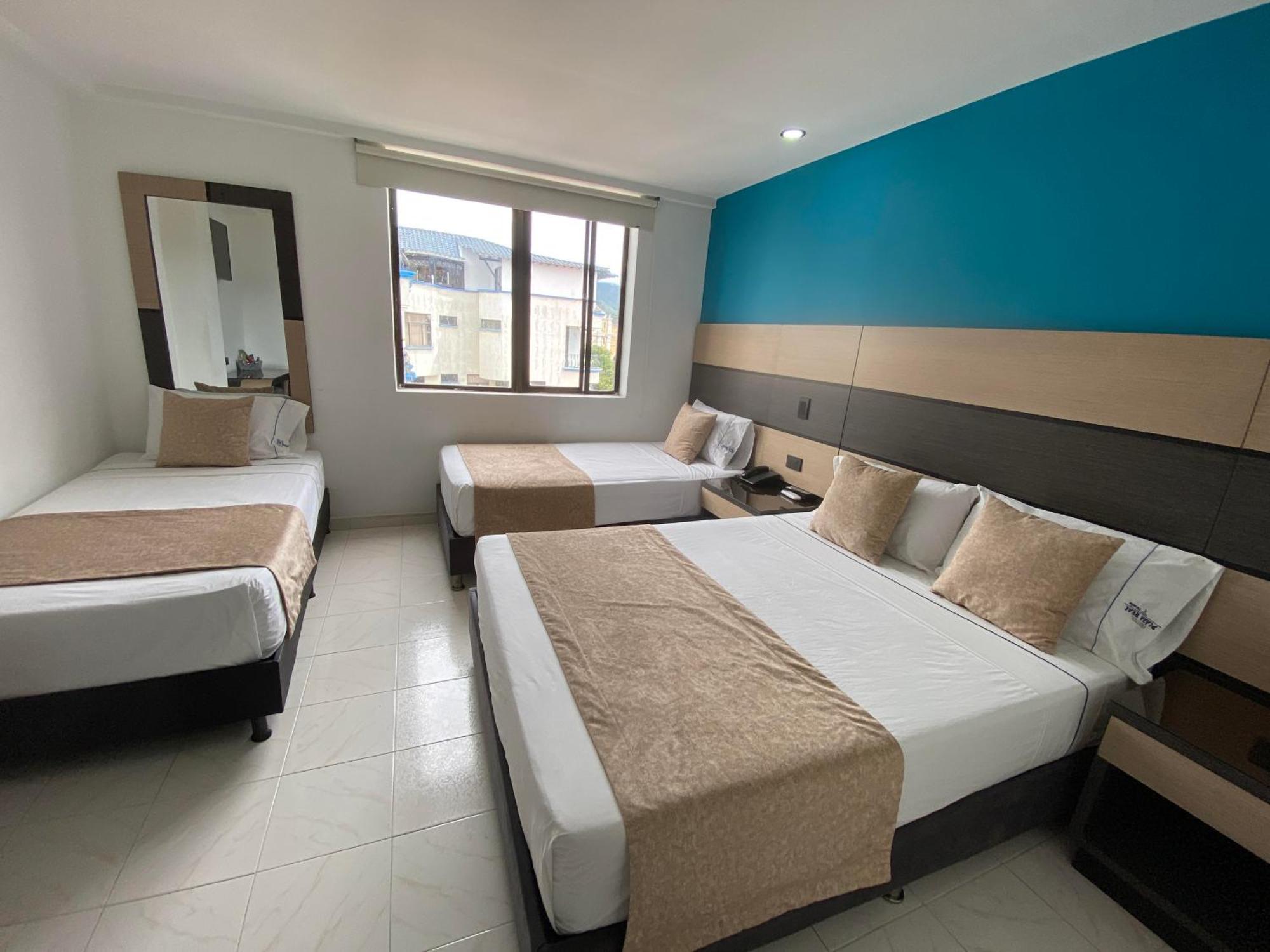 Hotel Plaza Real Ocaña מראה חיצוני תמונה