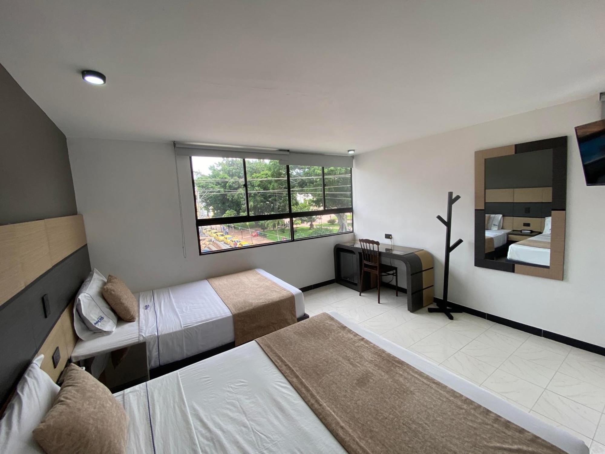 Hotel Plaza Real Ocaña מראה חיצוני תמונה