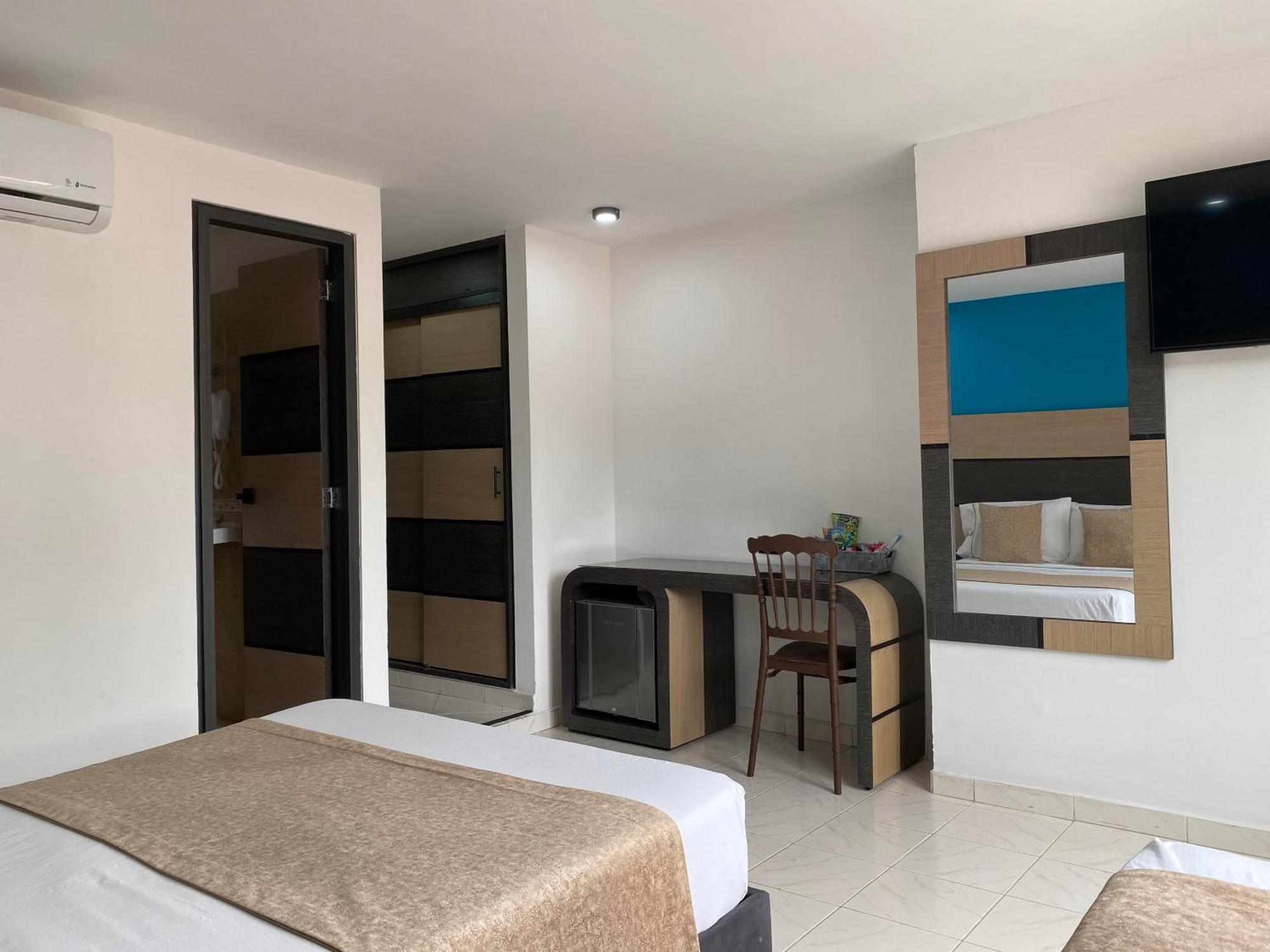 Hotel Plaza Real Ocaña מראה חיצוני תמונה