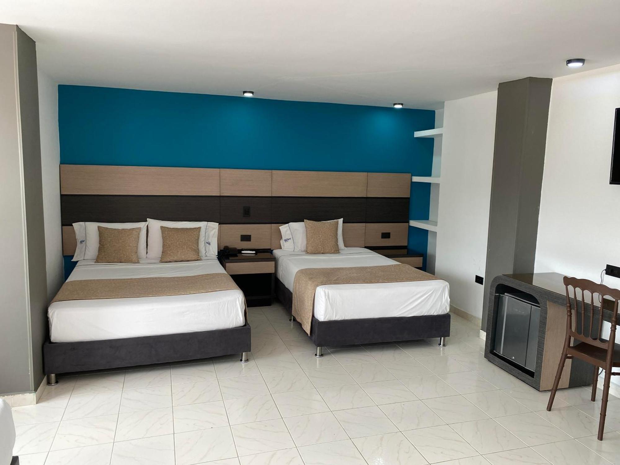 Hotel Plaza Real Ocaña מראה חיצוני תמונה