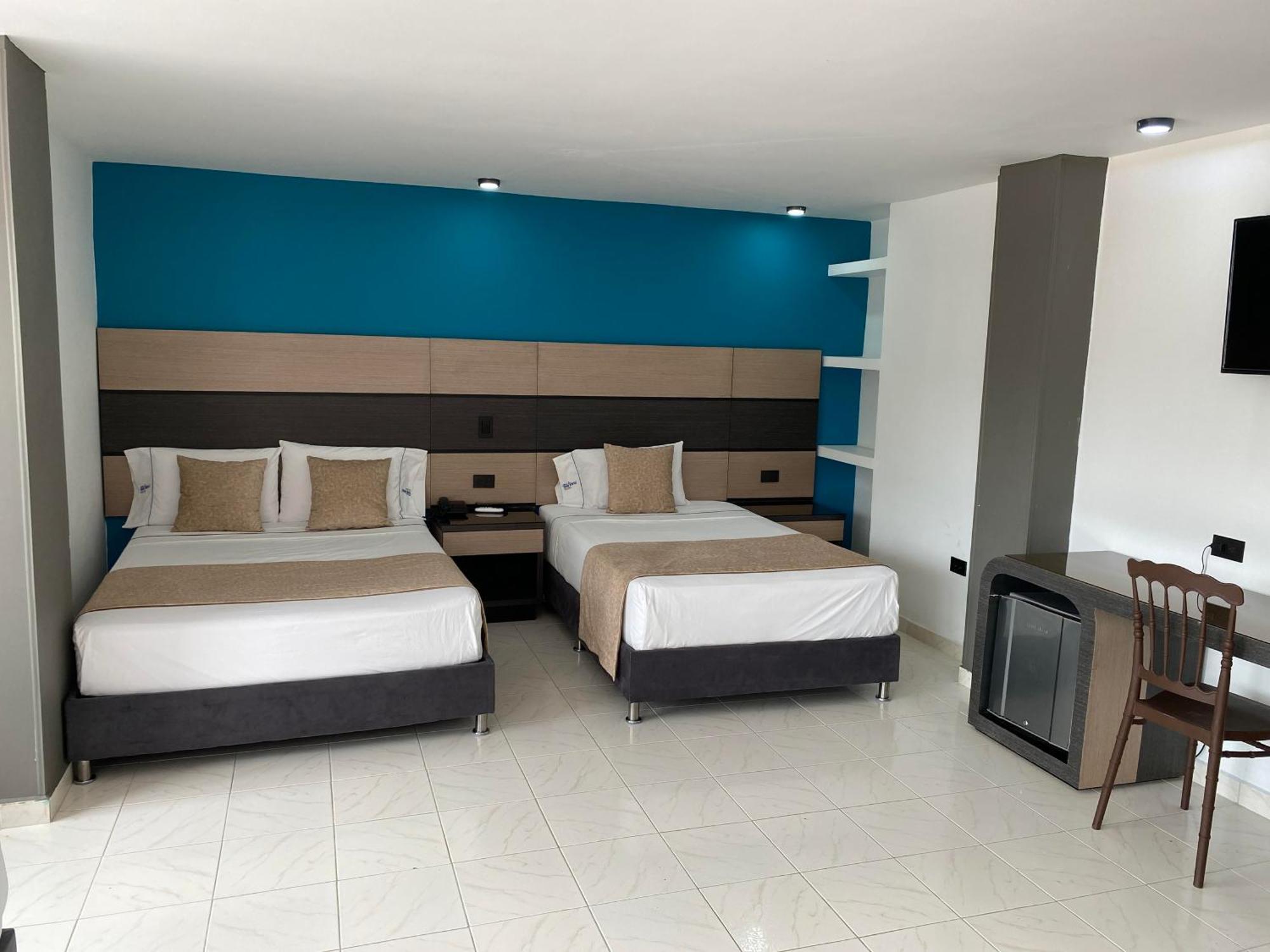 Hotel Plaza Real Ocaña מראה חיצוני תמונה