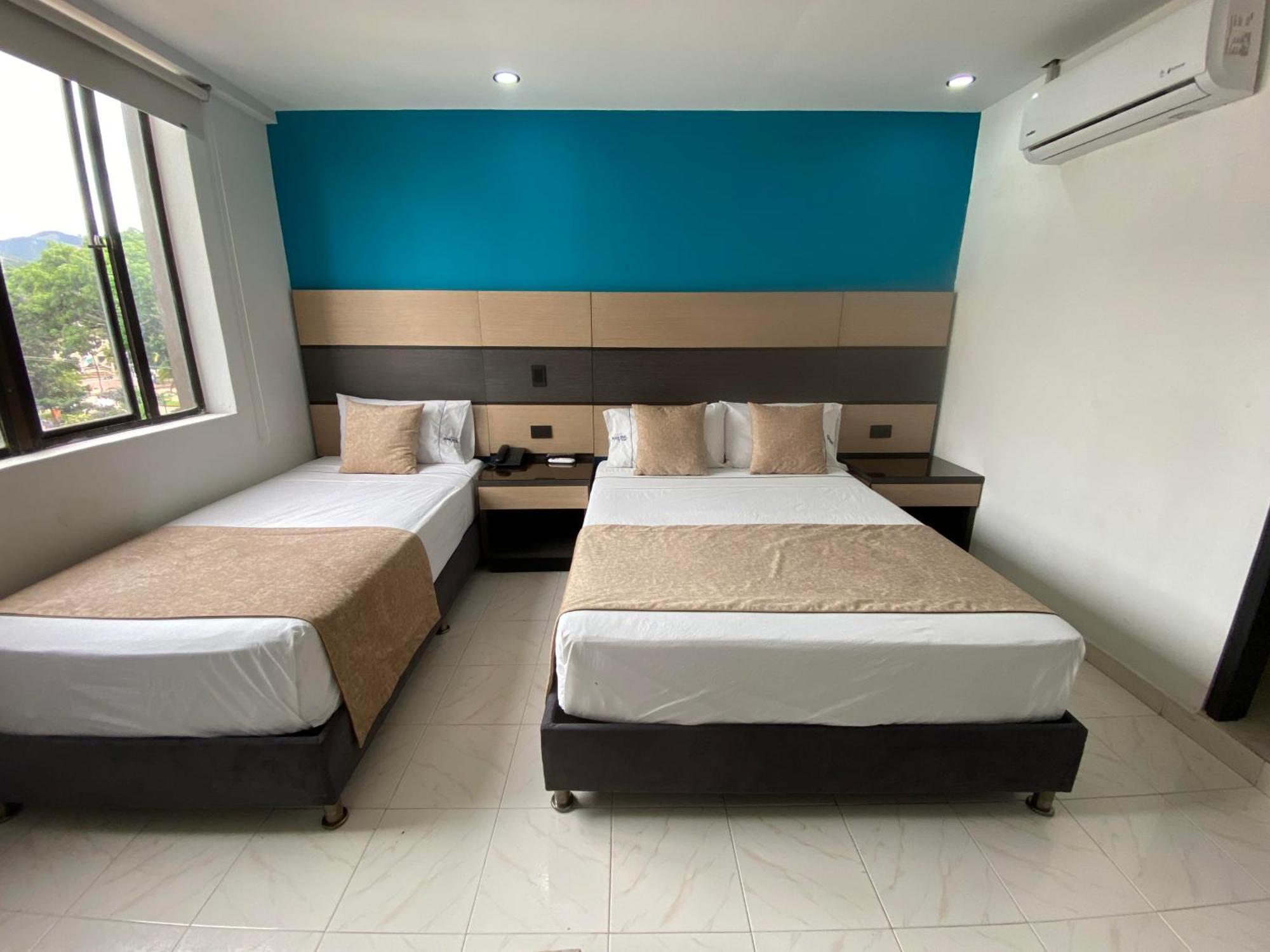 Hotel Plaza Real Ocaña מראה חיצוני תמונה