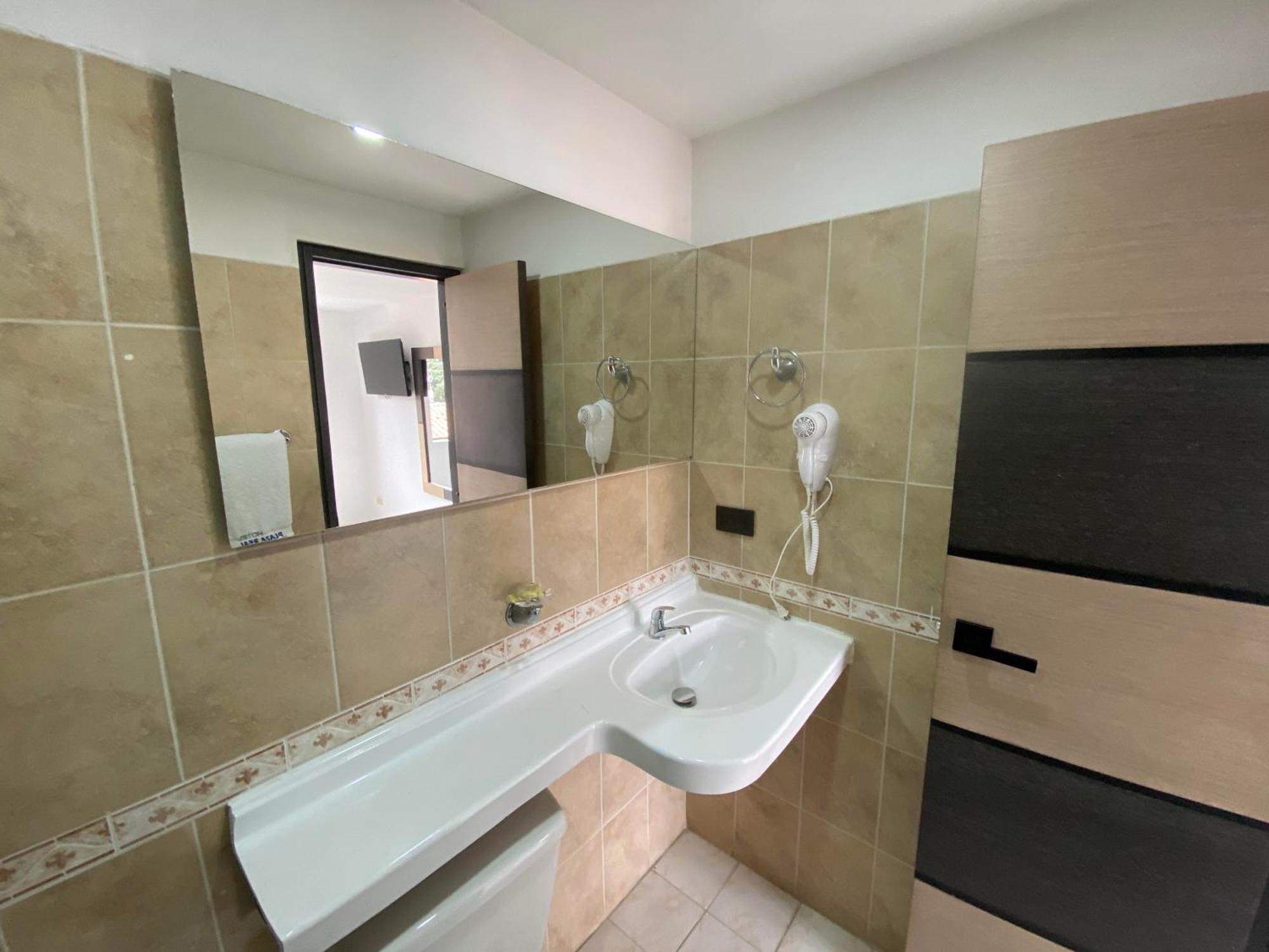 Hotel Plaza Real Ocaña מראה חיצוני תמונה